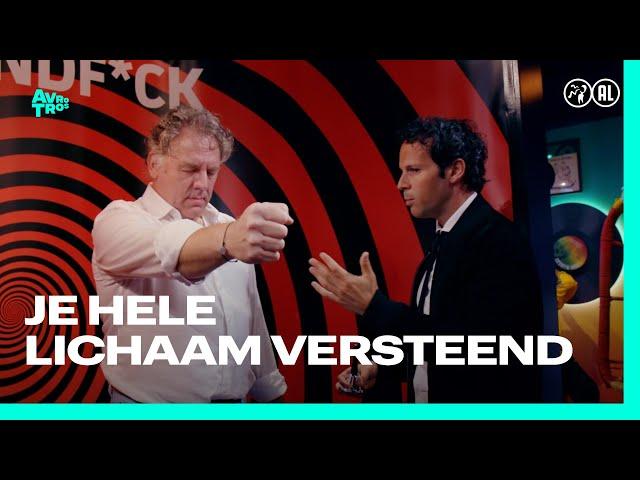 Victor HYPNOTISEERT in Madame Tussauds! | MINDF*CK