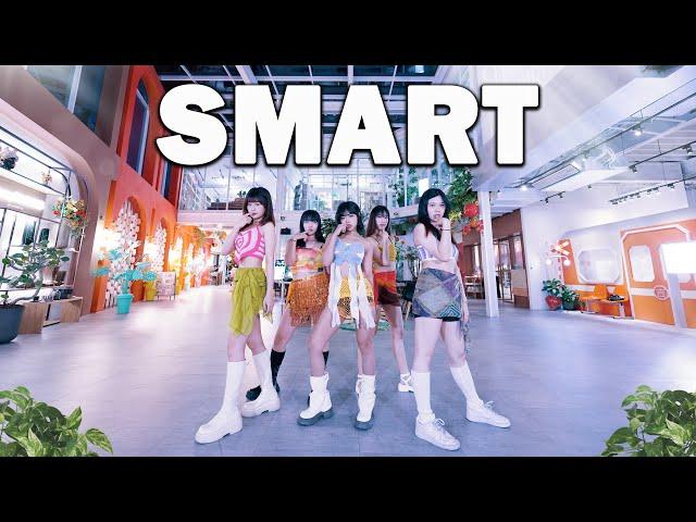 [KPOP IN PUBLIC CHALLENGE | ONE TAKE] LE SSERAFIM (르세라핌) 'Smart' Dance Cover from Taiwan