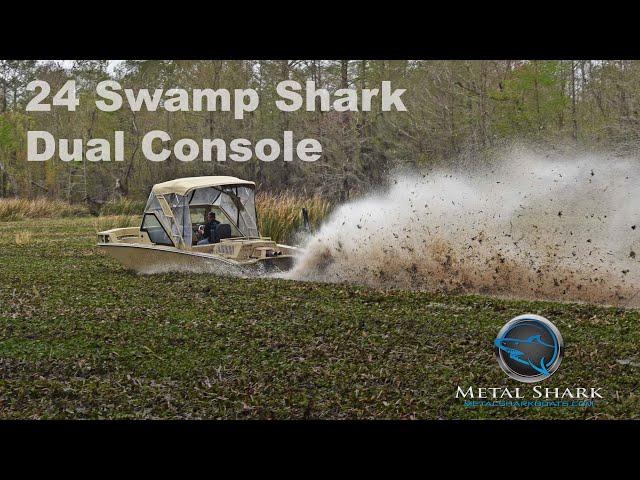 Metal Shark 24 Swamp Shark Dual Console
