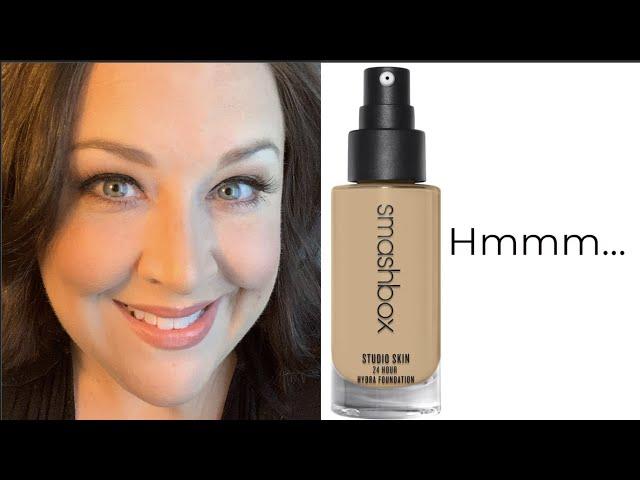 Trying SMASHBOX Studio Skin 24 Hour Hydra Foundation