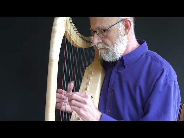 Kennetis late-medieval bray harp. Bill Taylor plays Tantque vivray.