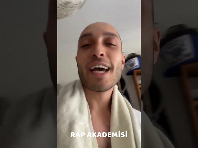 Spade427: Khontkar'ın Yaptığı Freestyle Beatin Üstünde Can Çekişiyor