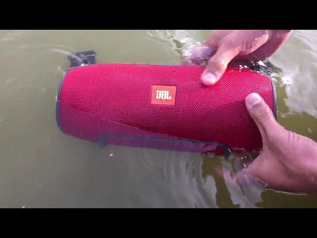 JBL Xtreme ( 'Waterproof' )