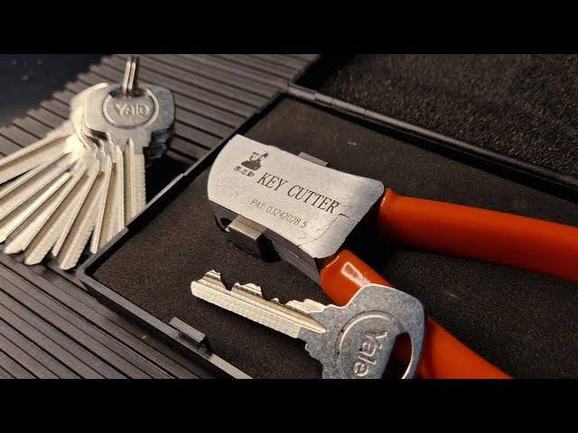 REVIEW & demo of the Lishi key cutter using a Yale key