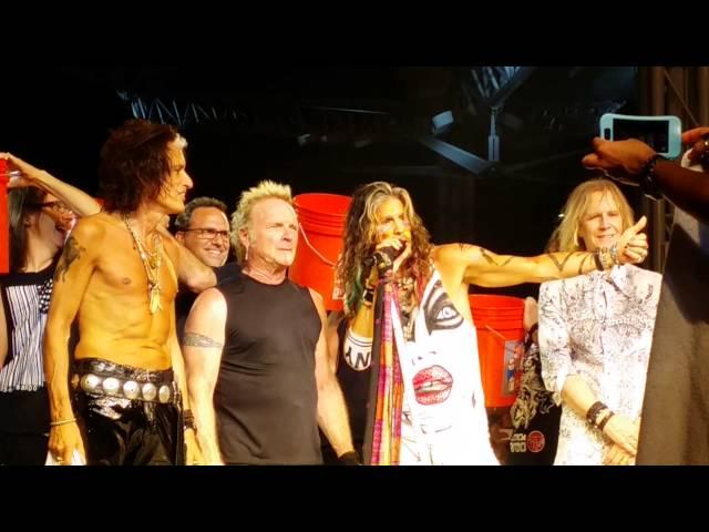 Aerosmith - Ice Bucket Challenge on stage