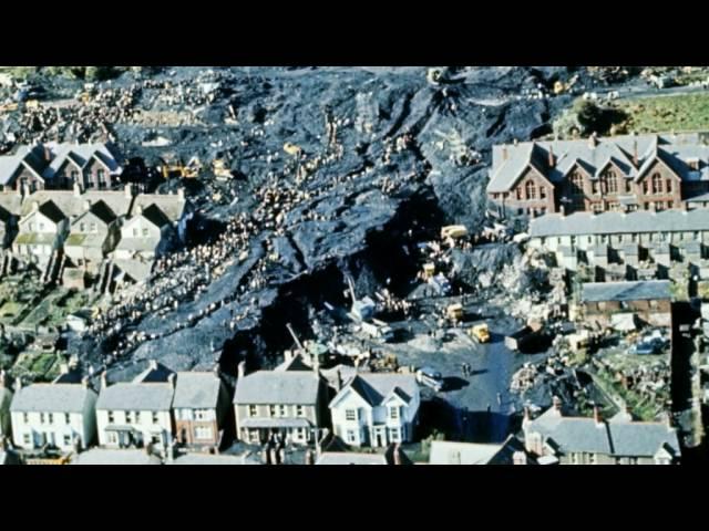 Survivors remember Aberfan disaster 50 years on