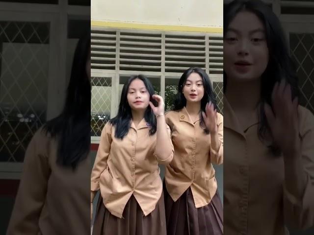 Cewe SMA pramuka cantik joget tiktok viral