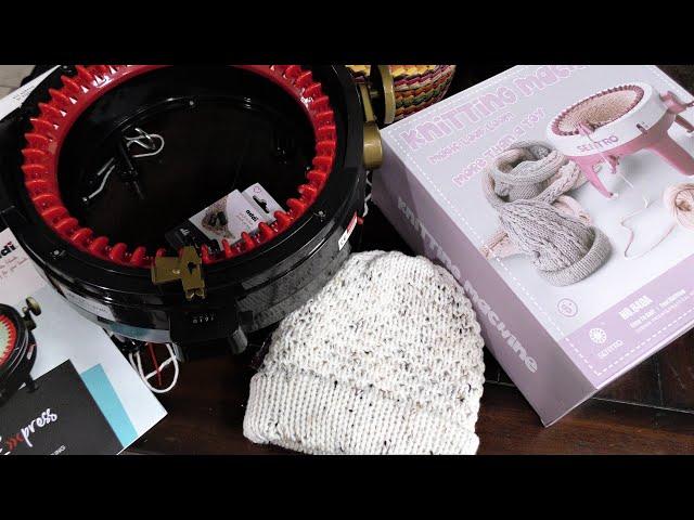 Addi Express King Size Knitting Machine Unboxing, Set Up & Basic Textured Beanie Tutorial!