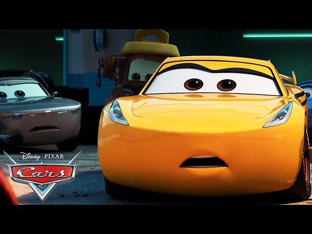 ¡Lo mejor de Cruz Ramirez! | Pixar Cars