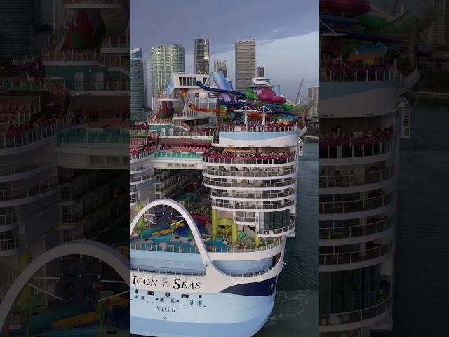 World’s biggest cruise ship ! Icon of the Seas ! #2024 #iconoftheseas #miami #royalcaribbean