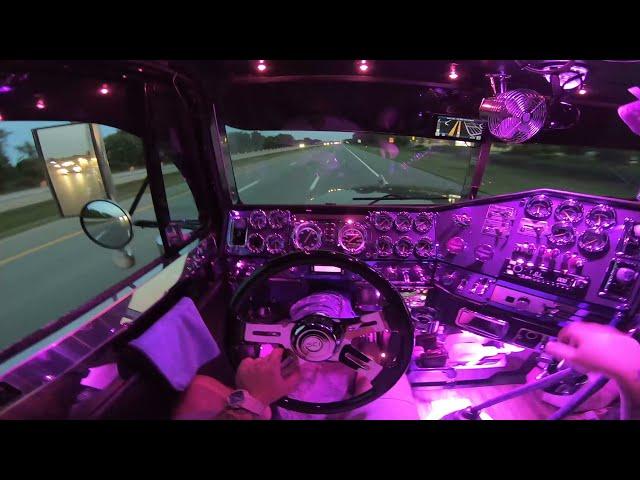 **POV** | Twin Stick Straight Piped Freightliner Classic XL | PURE SOUND | ASMR