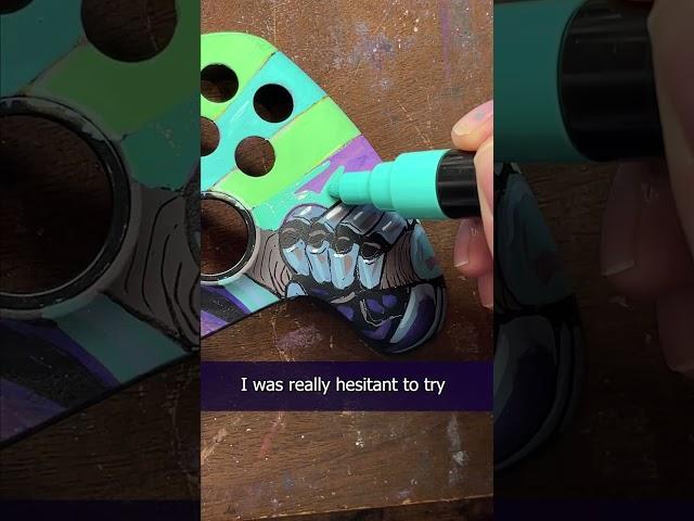 Painting Overwatch's Reinhardt using Posca Markers on an Xbox controller