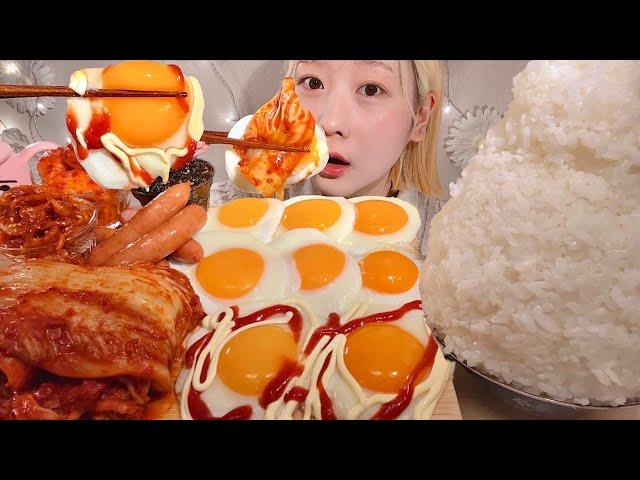 ASMR Fried Egg Kimchi Sausage 【Mukbang/ Eating Sounds】【English subtitles】