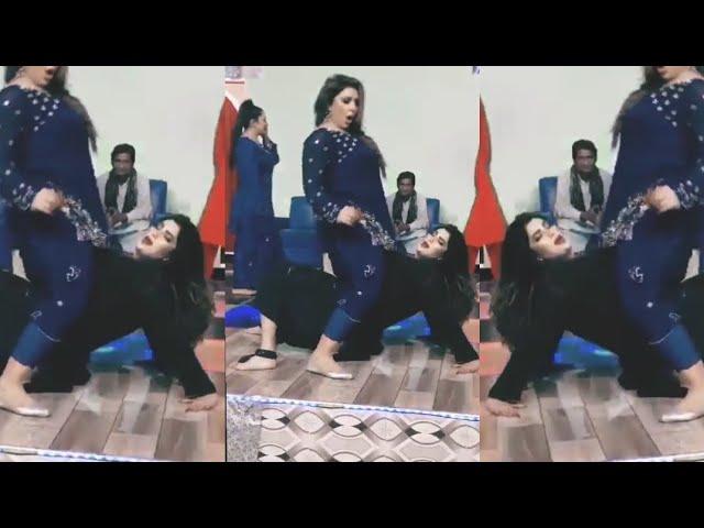 khushboo khan new mujra dance hot mujra khushboo khan√ #mujra #viral #youtubeshorts #afreenkhan