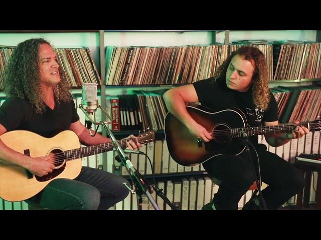 Chris Bullinger "Deep Green Eyes" LIVE ACOUSTIC