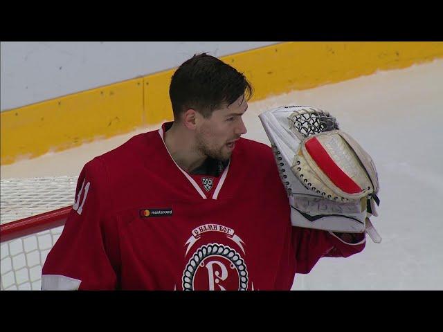 Vityaz goalie Ortio takes stick to eye