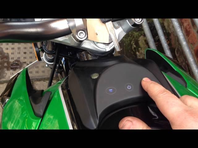 Lexmoto venom 125cc demo of dash and MP3 player.