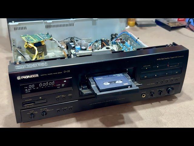 PIONEER DAT D-05 Digital Audio Tape Deck / After Maintenance Repair Restoration