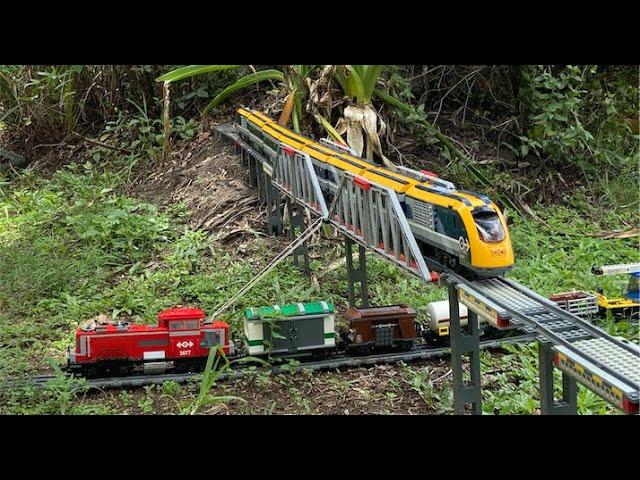 2020 Awesome Lego Train Set in the Garden and House