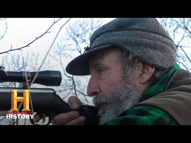 Mountain Men: Mike Hunts A Silver Fox (Season 7, Episode 10) | History