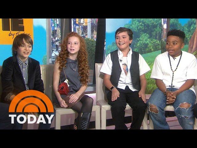 ‘Peanuts Movie’ Cast Says Anchors Halloween Costumes Were ‘A Little Creepy’ | TODAY
