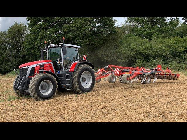 Massey Ferguson in the last couple of weeks - 8S.305, 7S.180, balers, combines…