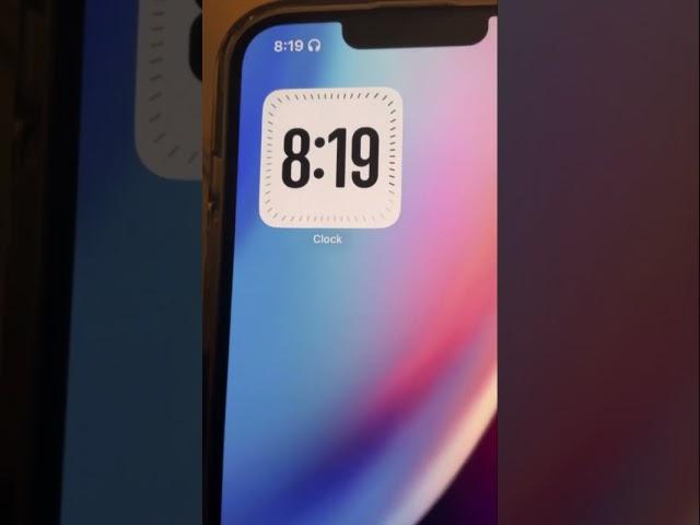 New digital clock widget on iOS 17.2