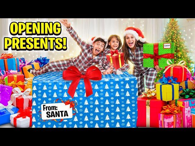 Opening the BEST CHRISTMAS PRESENTS Ever! *Big Surprise*