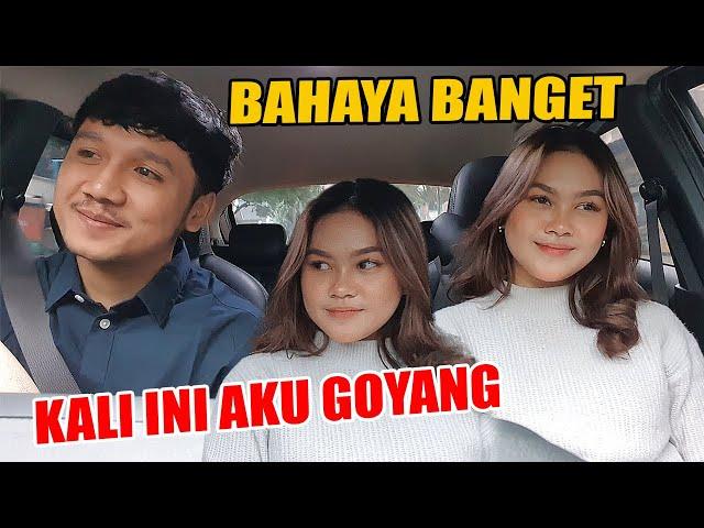 PENUMPANGKU DUH, INI PALING BAPER !! IMANKU GOYANG !!! |prank taxi online