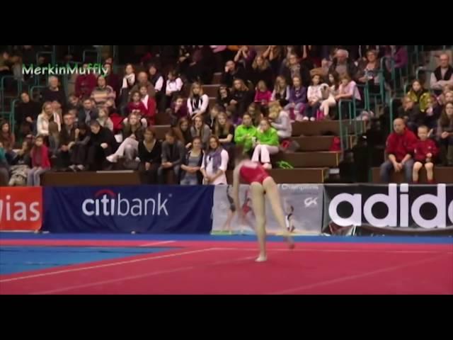 Italian Gymnast wardrobe malfunction floor routine