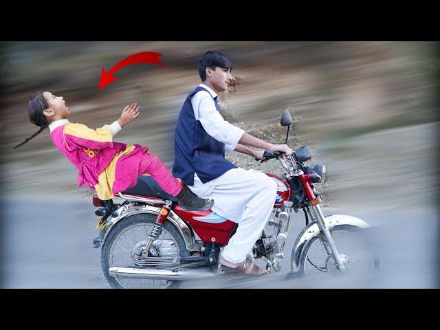 motar cycle Wala aur ghareeb larke || new video by Kpk Vines Vlogs