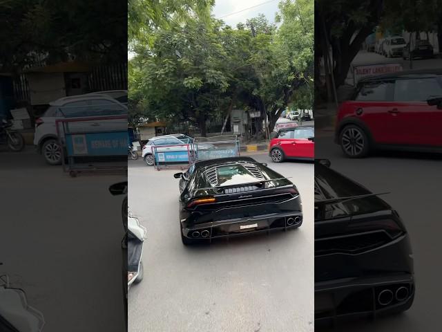 Black Lamborghini Huracan