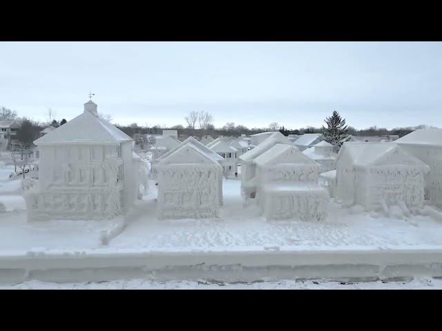 Дома на берегу озера Онтарио полностью покрылись льдом. #купитьквартирувбатуми #купитьдомвбатуми