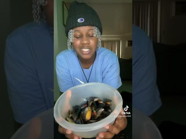 Trying Mussels for the first time￼