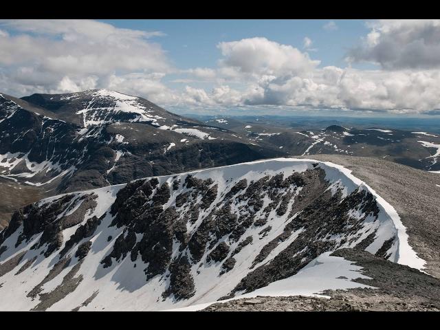 Rondvassbu - Hiking in Norway's Rondane National Park