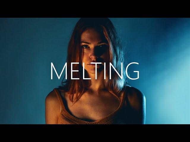 Danny Olson & yetep - Melting (Lyrics) feat. EASAE