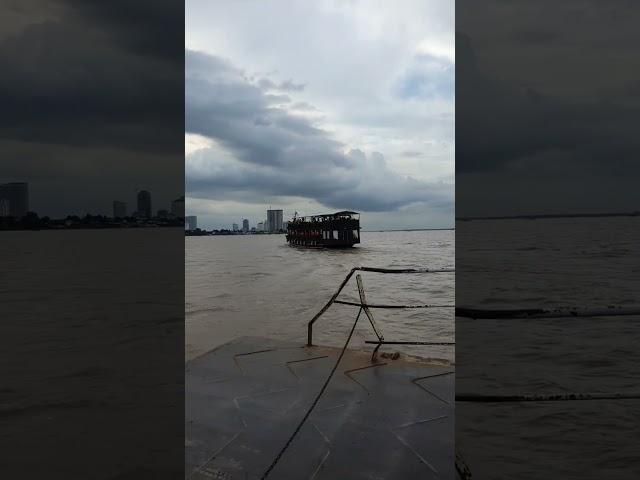 Phnom Penh  Areyksat Ferry | Ferry view | River View #areyksatferry #ferryview #riverview