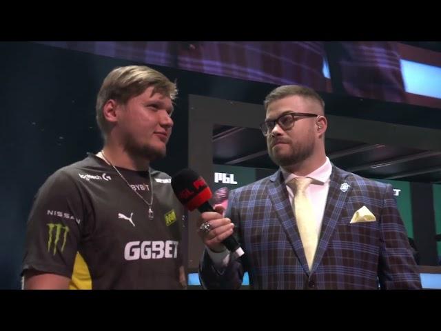 S1mple sings with brazilian fans Ai Se Eu Te Pego