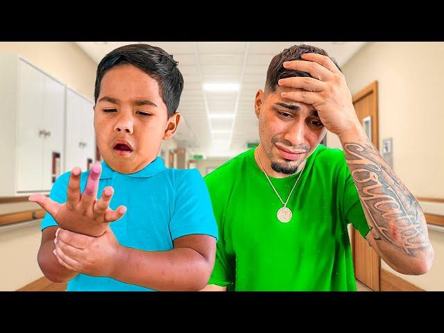 Zakyius HURT His Finger Prank