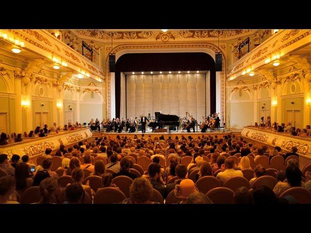 Beethoven, Tchaikovsky. Kasparas Mikuzhis – piano. Yuriy Yanko – conductor