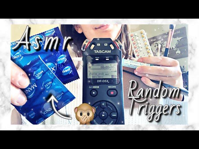 ASMR #34 // RANDOM TRIGGERS (condoms, pills, comb...) [NO TALKING]