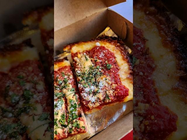 Detroit style #pizza #Nyc  #foodvlog #foodshorts