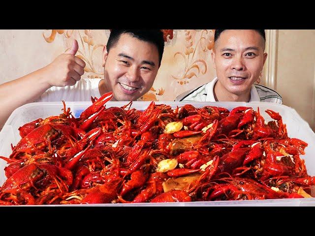 10 pounds of spicy crayfish