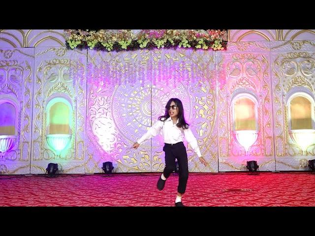 Chand vala mukhadha little girl dance in sangeet mehndi haldi wedding dance #trending#dance#shorts