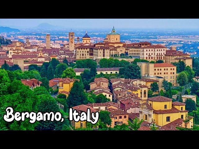 Walking tour in Bergamo, Italy 4K - A beautiful city in Northern Italy (Lombardy)