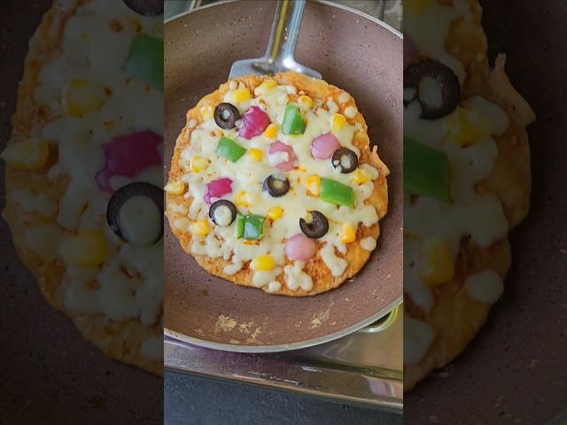 Pizza Paratha #pizza #viralvideo #shortvideo #food #foodie #cookingvlog #paratha #recipe