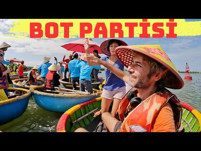 VİETNAM'DA YOL HİKAYELERİ VE BOT PARTİSİ - HOİ AN