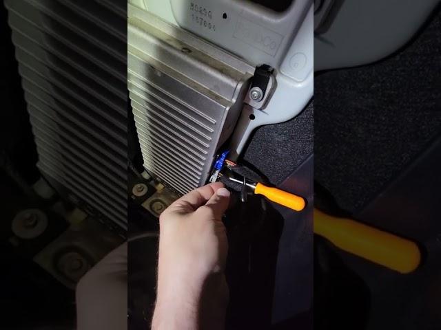 ford f150 no sound from rear speaker pt1