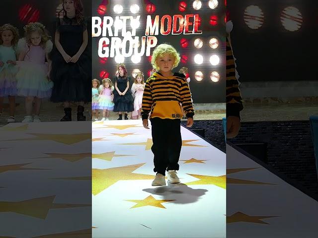 Little fashion boy Miron #kidsmodelshow #kidsfashion #kidsfashionshow