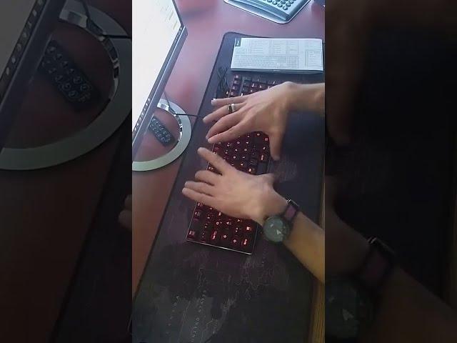 Sharkoon PureWriter RGB Mechanische Low Profile Tastatur, Sehr sehr gute Eigenschaften